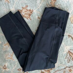 Girlfriend Collective Cropped Leggings w/Pockets - M